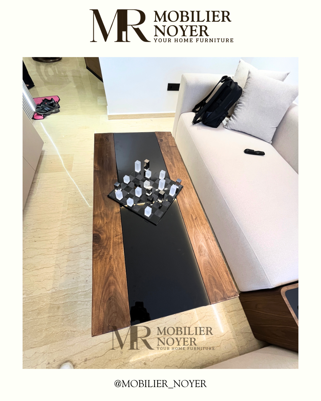 Table Basse en Noyer Massif
