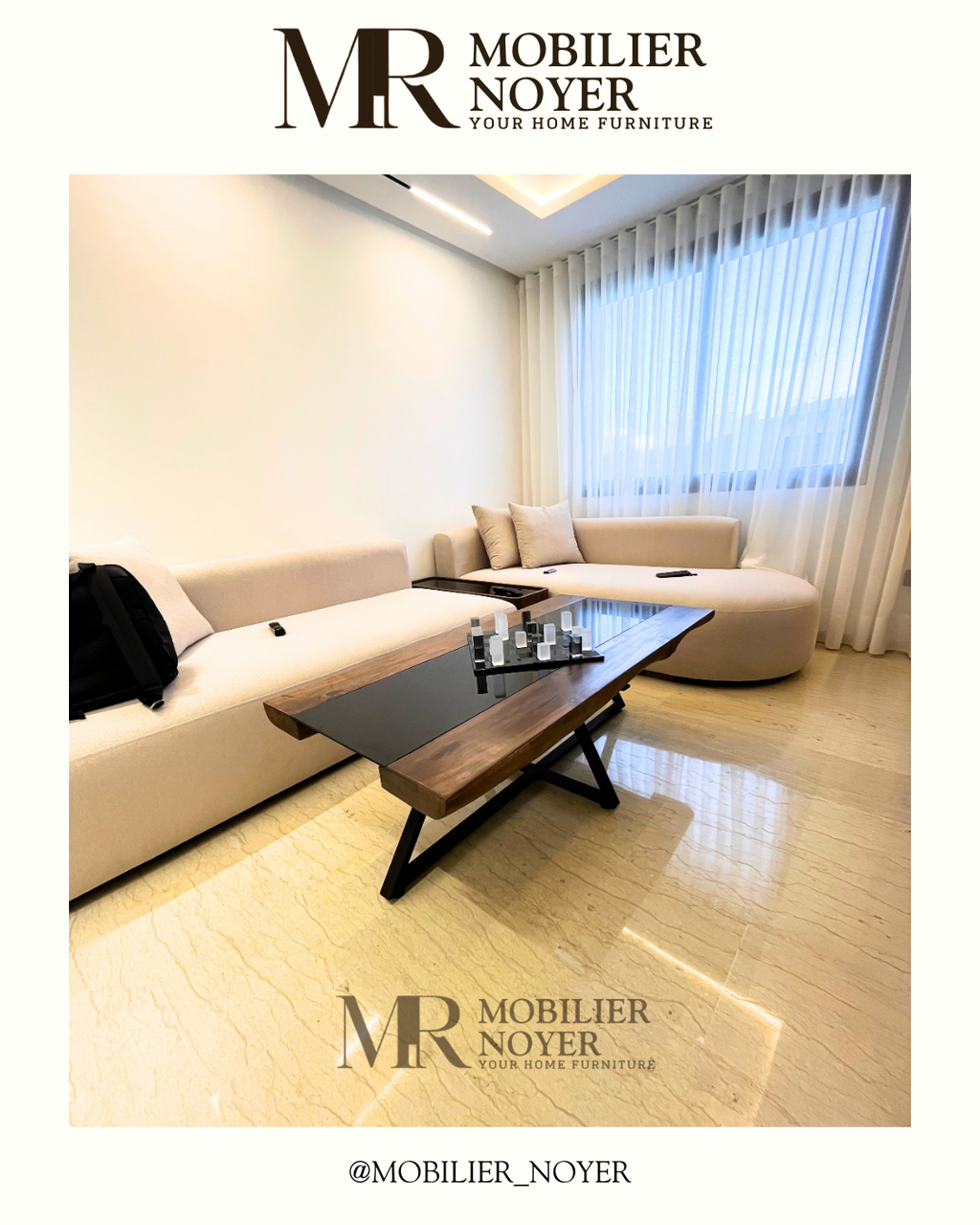 Table Basse en Noyer Massif