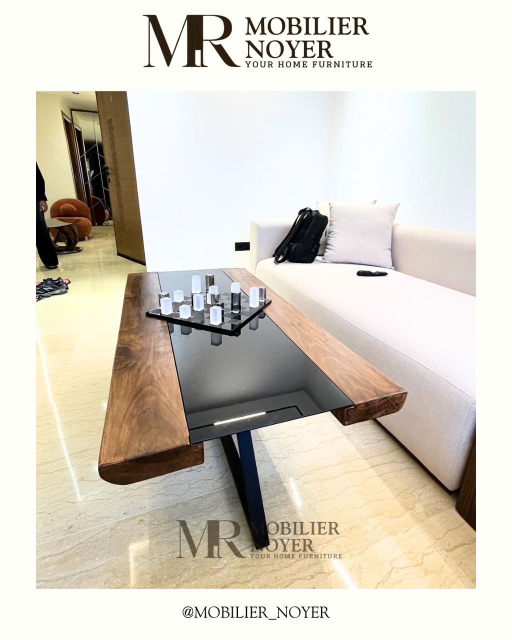 Table Basse en Noyer Massif